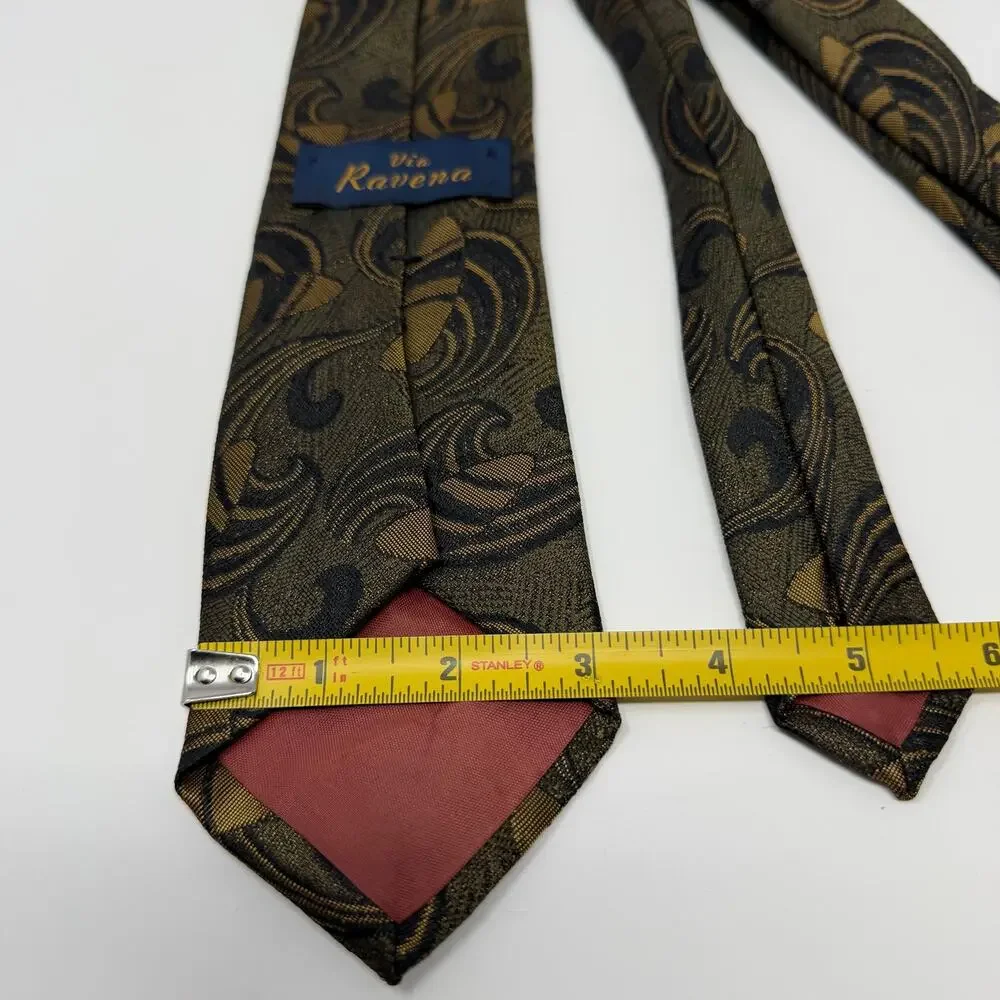 Vintage Via Ravena Gold Black Paisley Tie